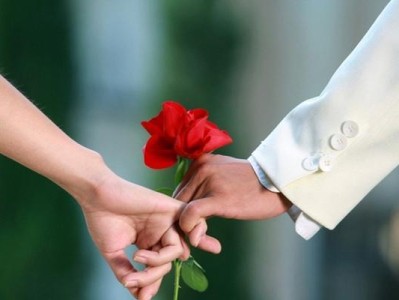 用经典分手挽回句子，修复破碎的夫妻关系（15个经典句子，让你轻松找回爱情）