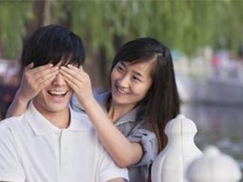 挽回男友约会心态必须掌握的技巧（以恰当的心态和行动，成功挽回男友的关键是……）