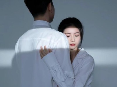 男友为什么对我好冷淡？（分析男友冷淡的原因和应对之策。）
