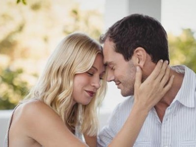 老婆出轨了怎么办？（男人发现老婆出轨后该如何处理？）
