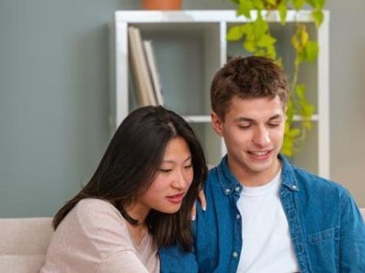 夫妻信任危机怎么办？（重建信任，走出危机）