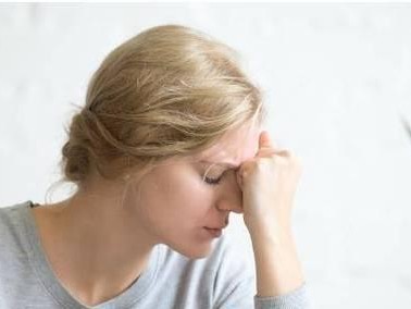女人常感恶心头晕，是什么原因？——探究女性常见症状的成因和对策