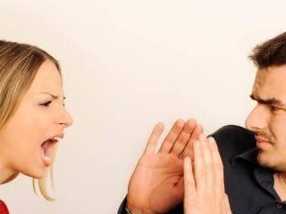 走出情感困局，和男友“和平共处”的15种方法（化解吵架矛盾，让爱情更加美好）