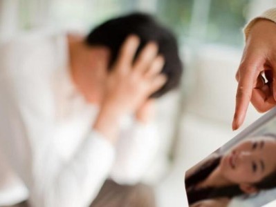 如何挽回老公的心？——发现丈夫有婚外情之后的应对策略（从心态到行动，全面分析挽回婚姻的关键技巧）
