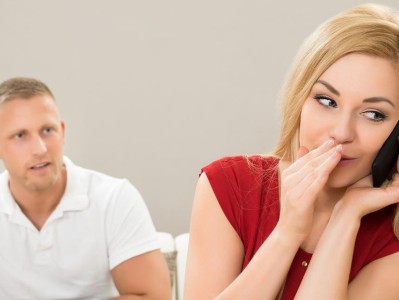 出轨背叛，我选择离婚（背叛伤害无法挽回，勇敢离开是最好的选择）