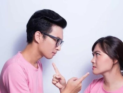 成功挽回女友的秘诀——以吵架后说这些话为例（学会正确处理吵架，让感情更牢固）