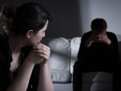 男人精神出轨的10个表现（探究男人精神出轨的迹象，了解身边人的内心）
