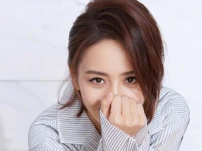 女孩装醉挽回前任的故事（她为了一份爱情，痛苦地选择了自欺欺人）
