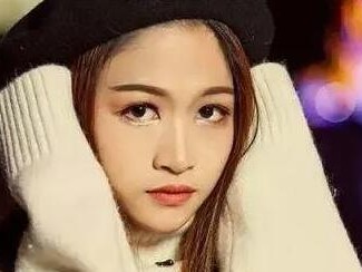 重获金牛女心——如何挽回分手后的金牛座女友（掌握正确的挽回技巧，化解金牛座女生的顽固心理）