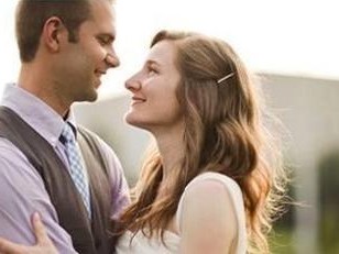铁心离婚的老公怎样挽回？（15个有效方法，让你找回老公的心）