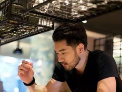 酒后与男神激情一夜（略知人心的醉意，将我和他推向了彼此）