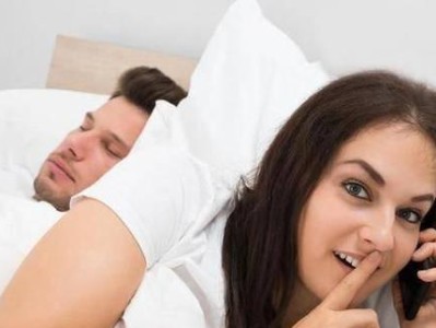 揭开出轨女人的心理世界（女人出轨的原因及心理变化分析）