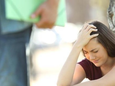 男友说烦要分手？教你如何挽回他的心（以真心换真情，从自身改变开始）